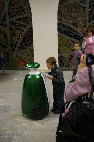 Выставка \"Каникулы роботов 2011\"