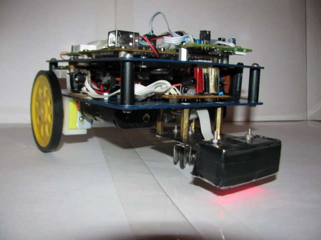Выставка роботов на \"Каникулы роботов 2012\"