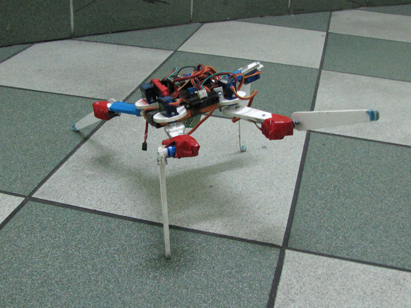 быстроперемещающийся робот-паук